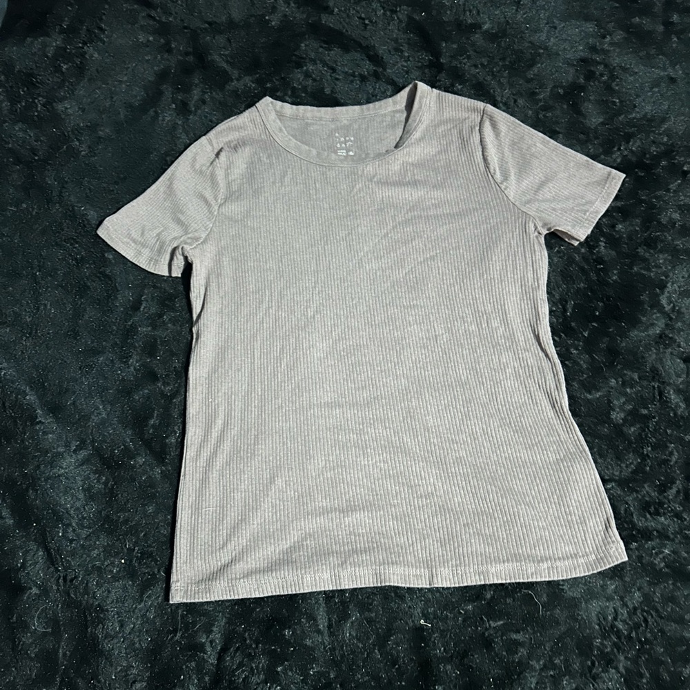Women’s A New Day gray ribbed gray t-shirt